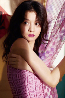 美女脱得一光二净的全身视频